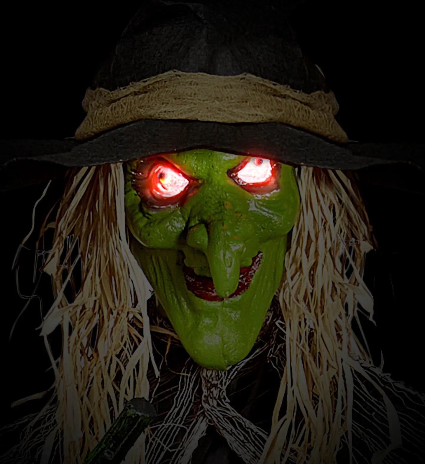 Bruja con Luces en los Ojos de 240cm para Decoración Figuras Decorativas Widmann