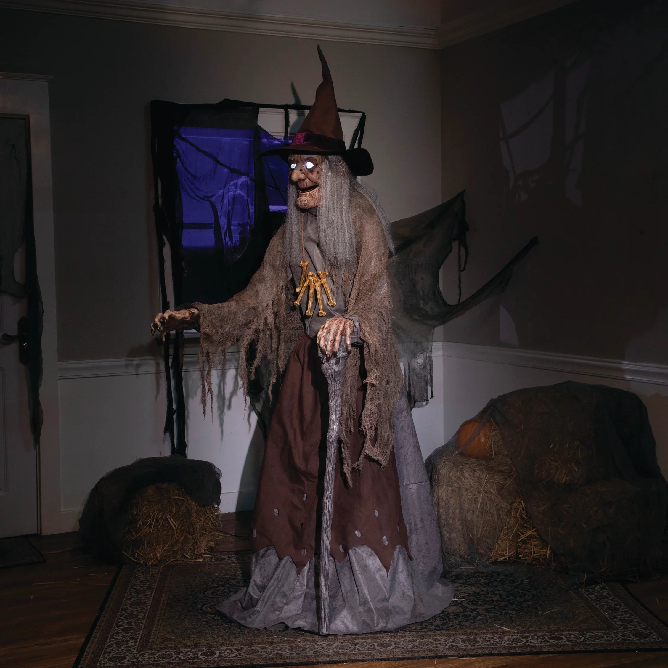 Bruja Terrorífica con Movimiento, Luz y Sonido Decoración Halloween Palmer